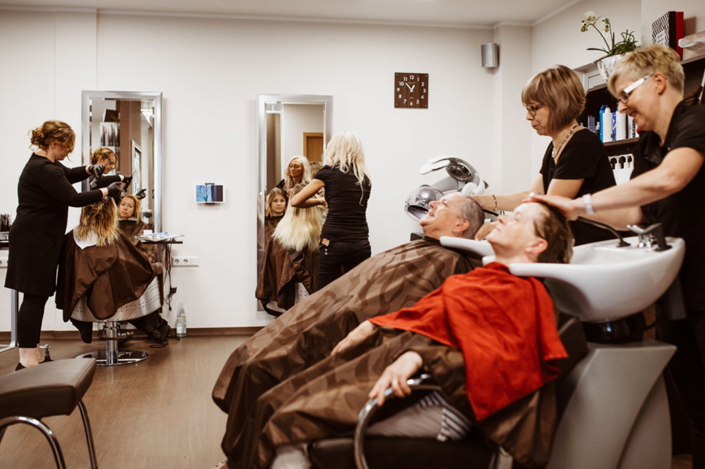 FHAARENHEIT 44 - Ihr Friseur - Salon, Individuelle Haarschnitte, Farbtechniken und Pflege